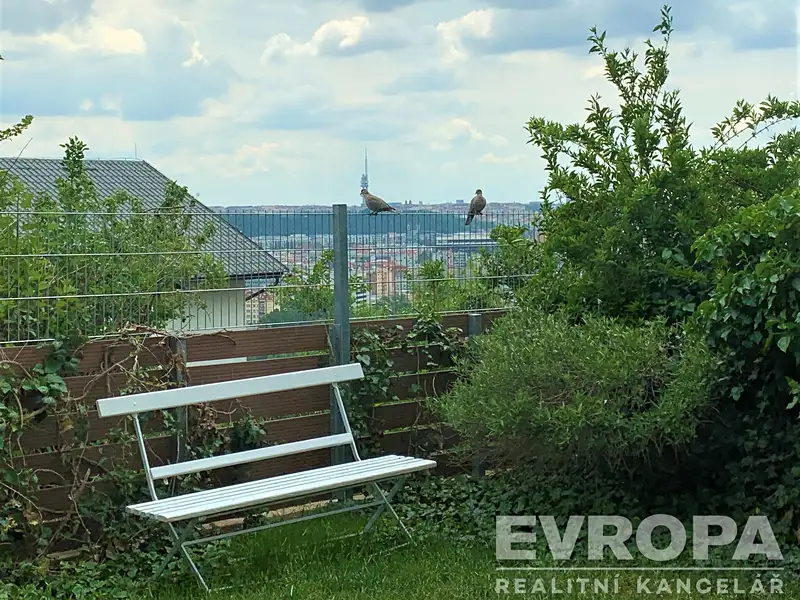 Pronájem bytu 2+kk 51 m², Praha – náhled fotky 1