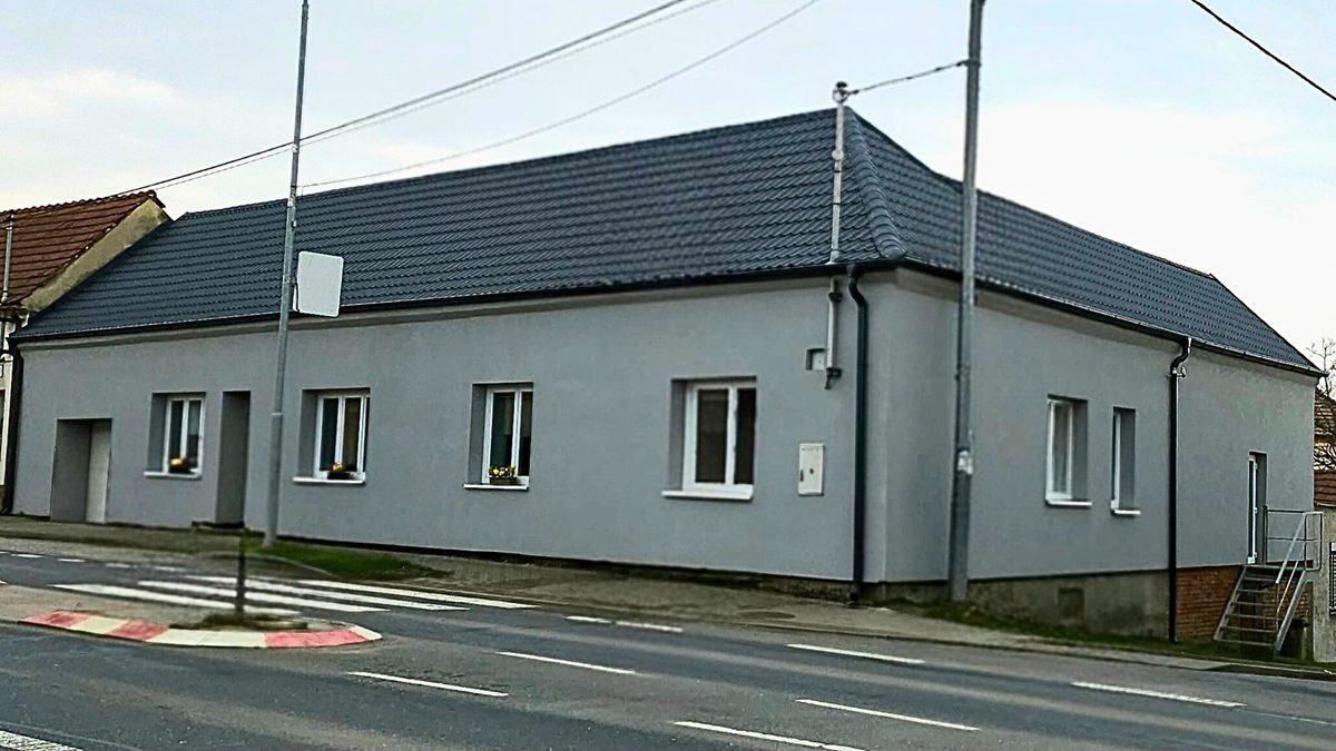 Pronájem rodinného domu 90 m², pozemek 382 m²