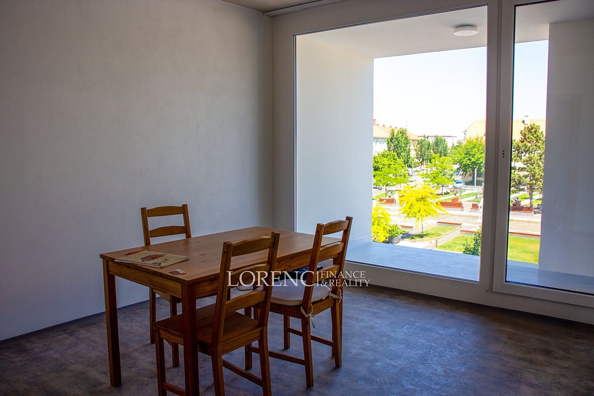Pronájem bytu 2+kk 37 m²