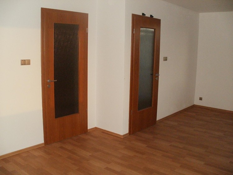 Gewerbefläche zum Kauf, 1.900 m² (3 von 4)