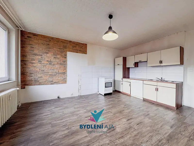 Prodej bytu 1+kk 31 m², Teplice – náhled fotky 1