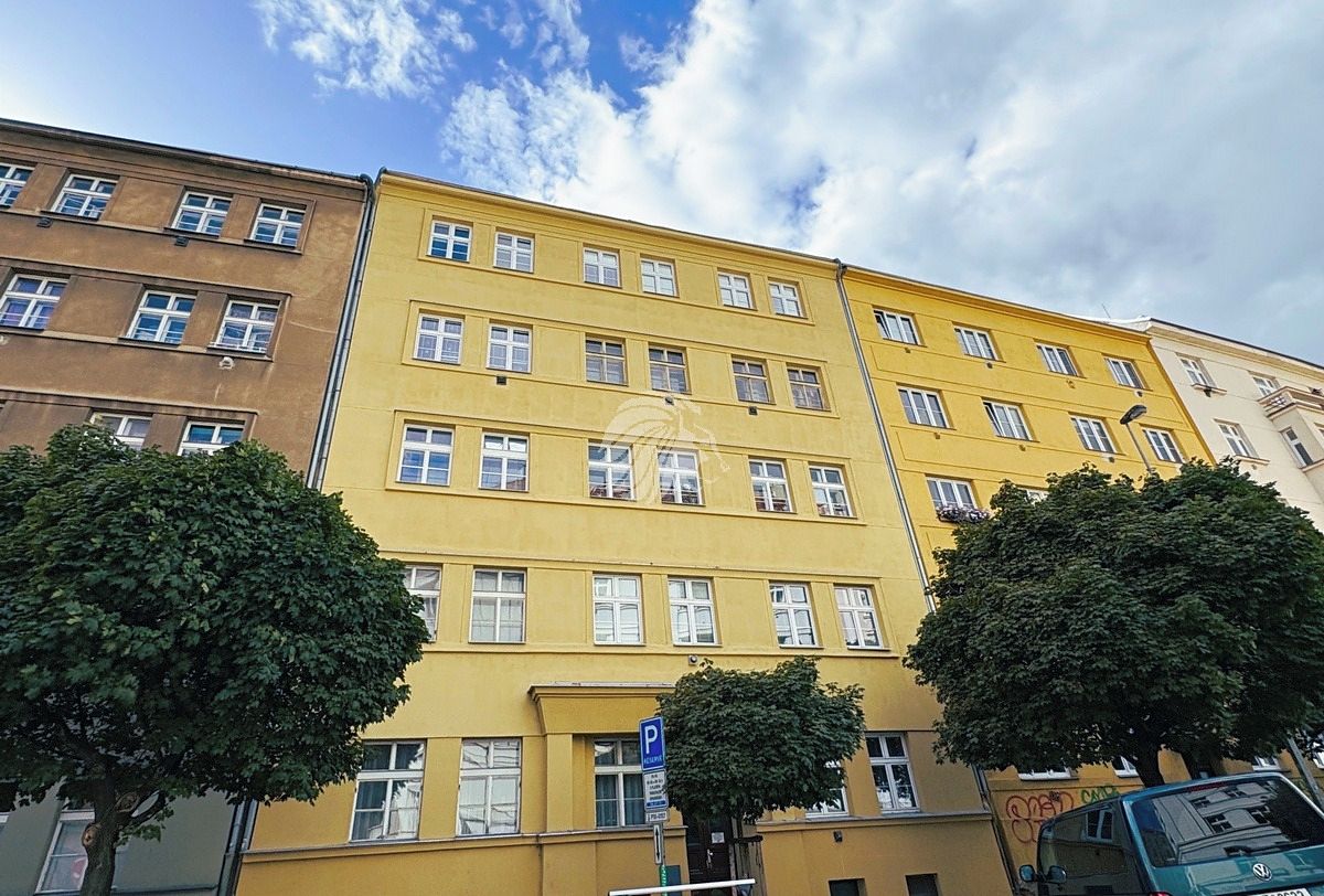 Pronájem bytu 2+kk 66 m² – fotografie 5