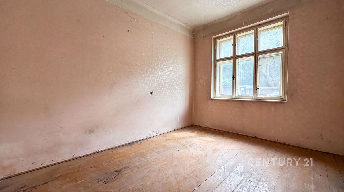 Prodej rodinného domu 90 m², pozemek 554 m² – fotografie 2