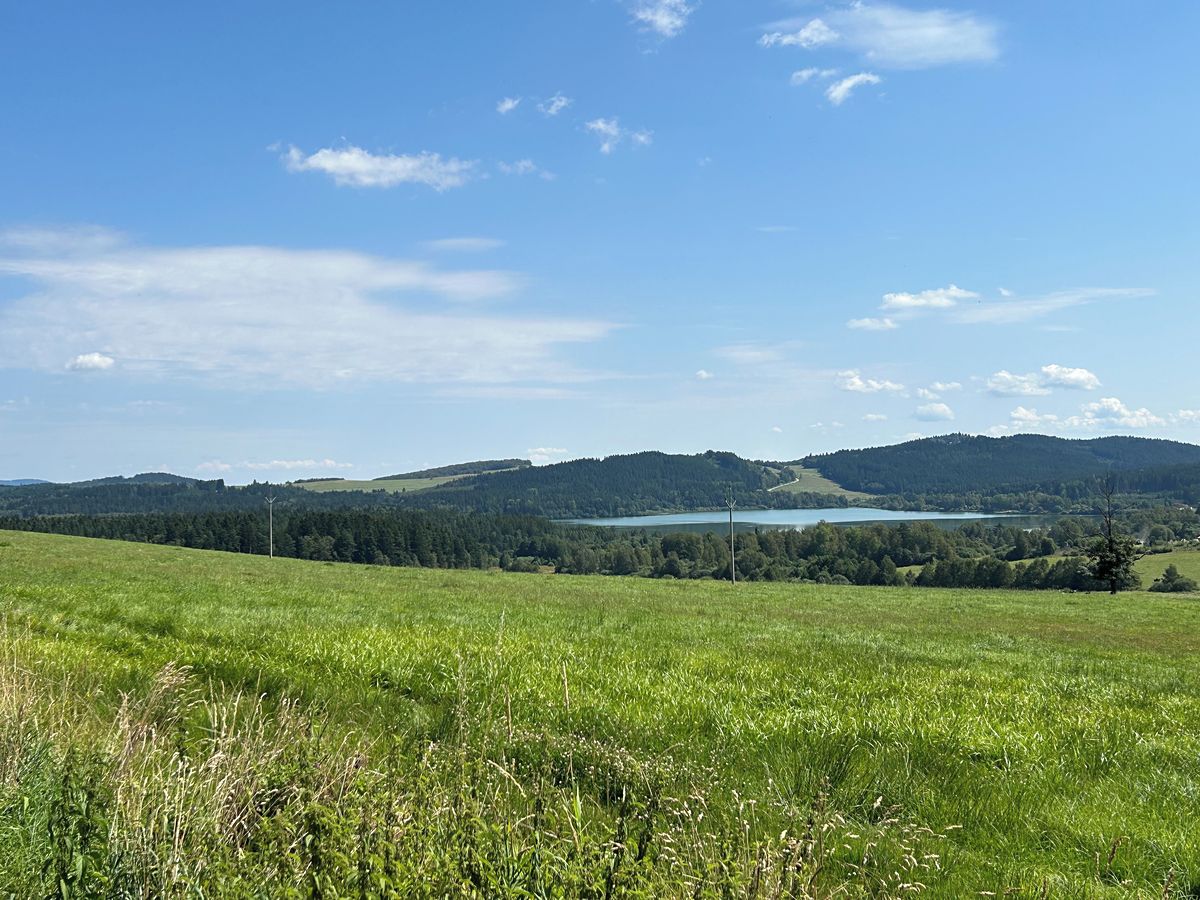 Prodej stavebního pozemku 1547 m² – fotografie 4