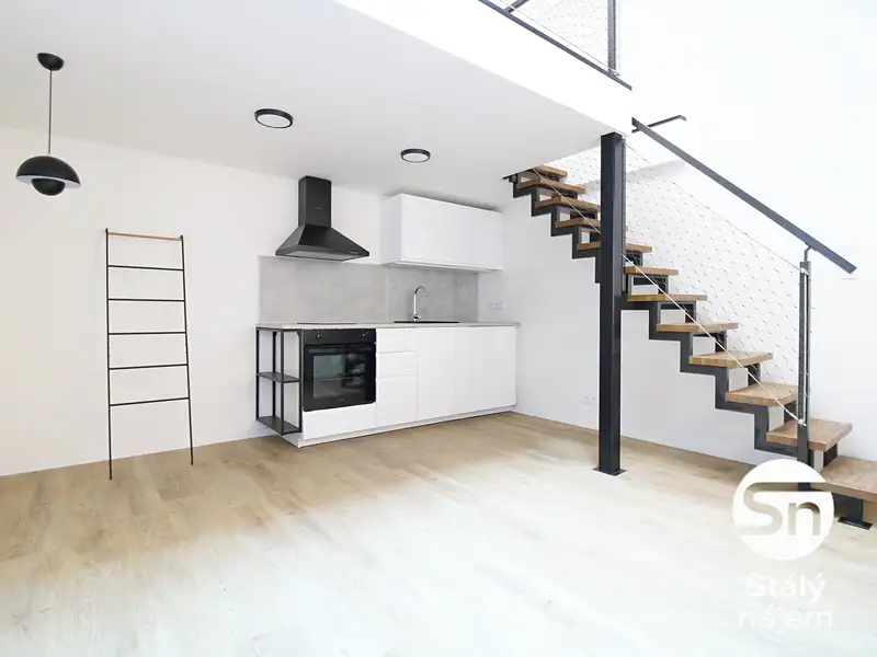 Pronájem bytu 2+kk 45 m², Praha – náhled fotky 2