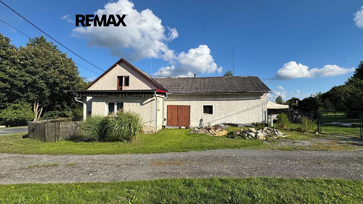 Prodej rodinného domu 200 m², pozemek 1559 m², Oskava – fotka 1 z 3