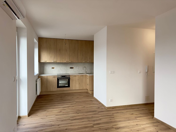 Квартира 2+kk в оренду, 75 м² (6 з 13)