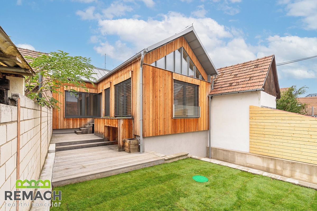 Pronájem rodinného domu 53 m², pozemek 147 m²