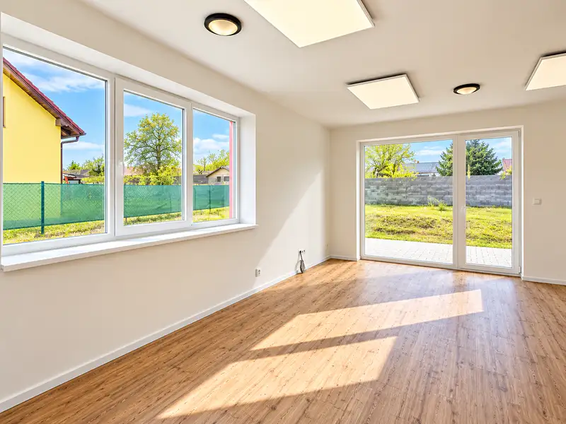 Prodej rodinného domu 86 m², pozemek 308 m², Škvorec – náhled fotky 3