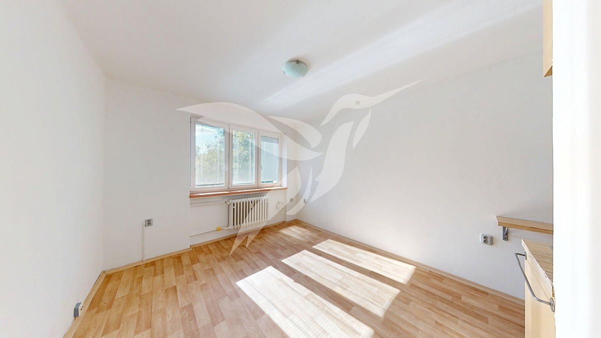Pronájem bytu 1+kk 18 m² – fotografie 2