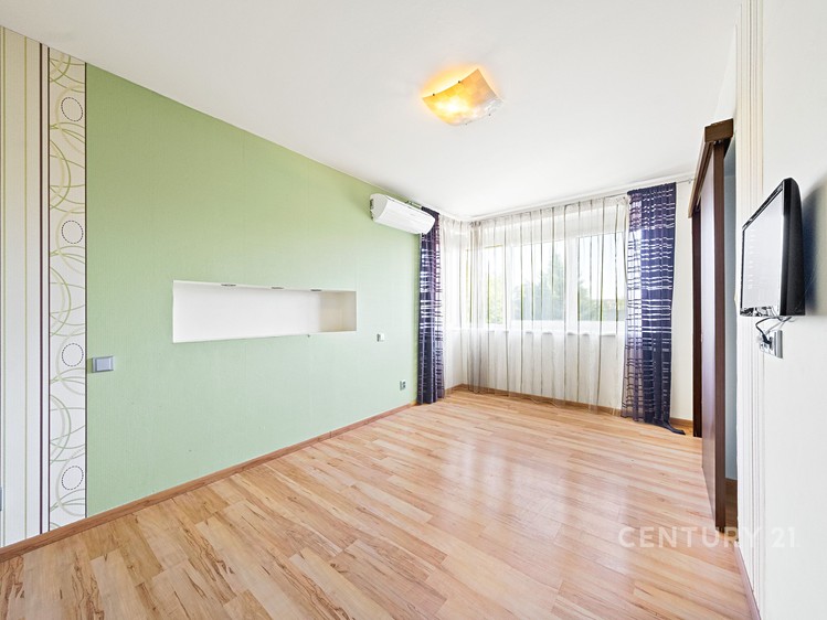 Haus zum Kauf, 210 m² (24 von 47)