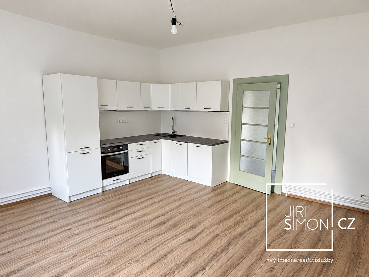 Pronájem bytu 2+kk 40 m²