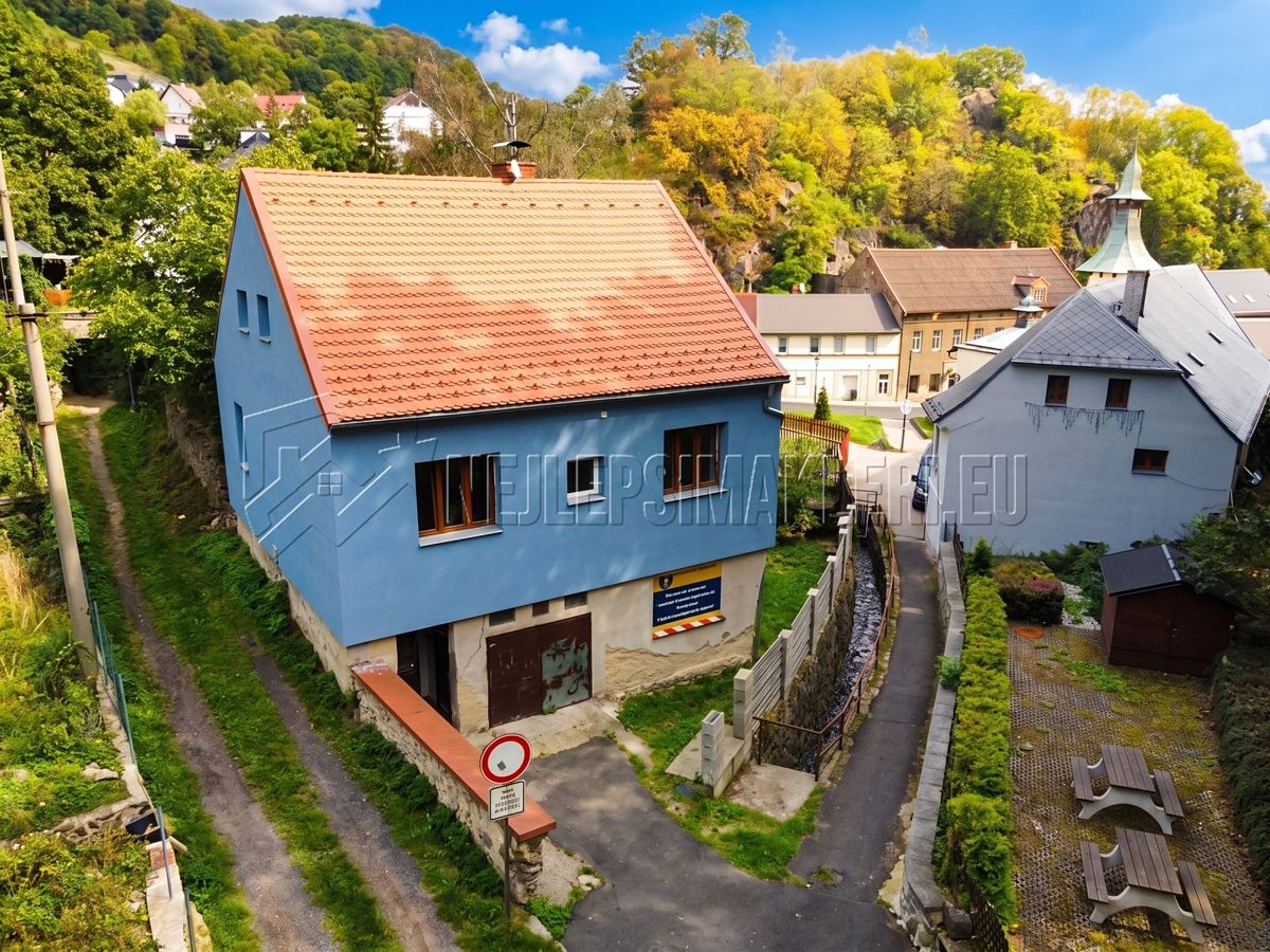Prodej rodinného domu 204 m², pozemek 189 m²