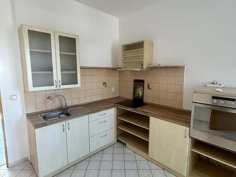 Pronájem bytu 2+1 63 m², Teplice – náhled fotky 2