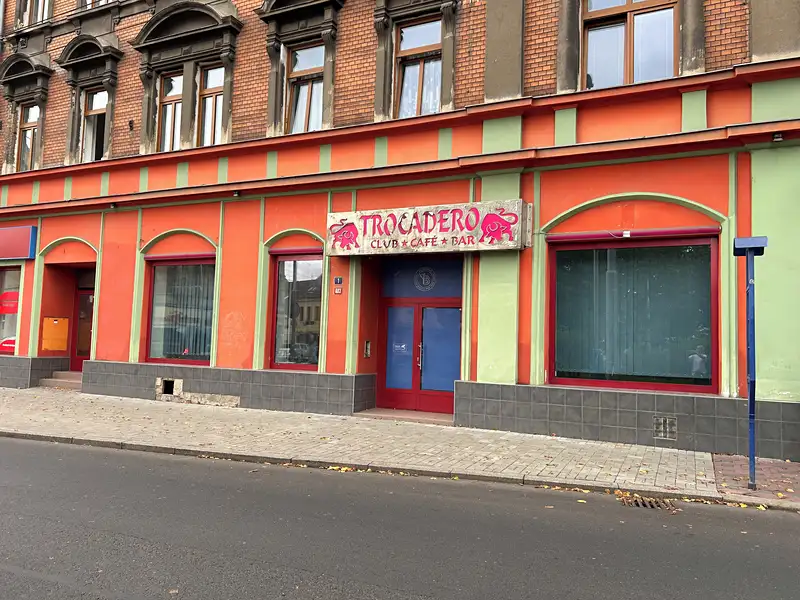 Pronájem kanceláře 150 m², Teplice – náhled fotky 1