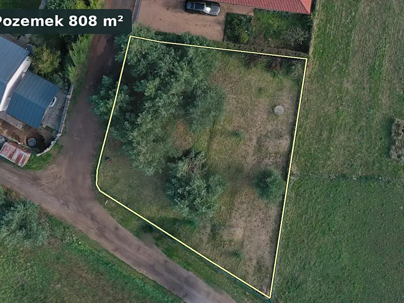 Prodej stavebního pozemku 808 m², Lhota – náhled fotky 1