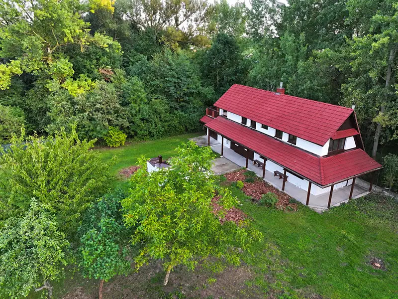 Prodej rodinného domu 93 m², pozemek 1376 m², Hradec Králové – náhled fotky 2