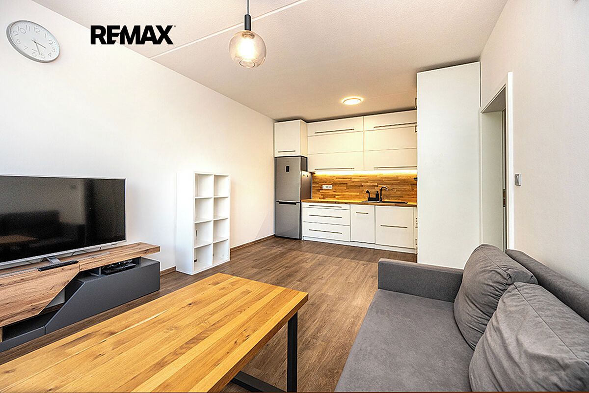Pronájem bytu 2+kk 43 m²