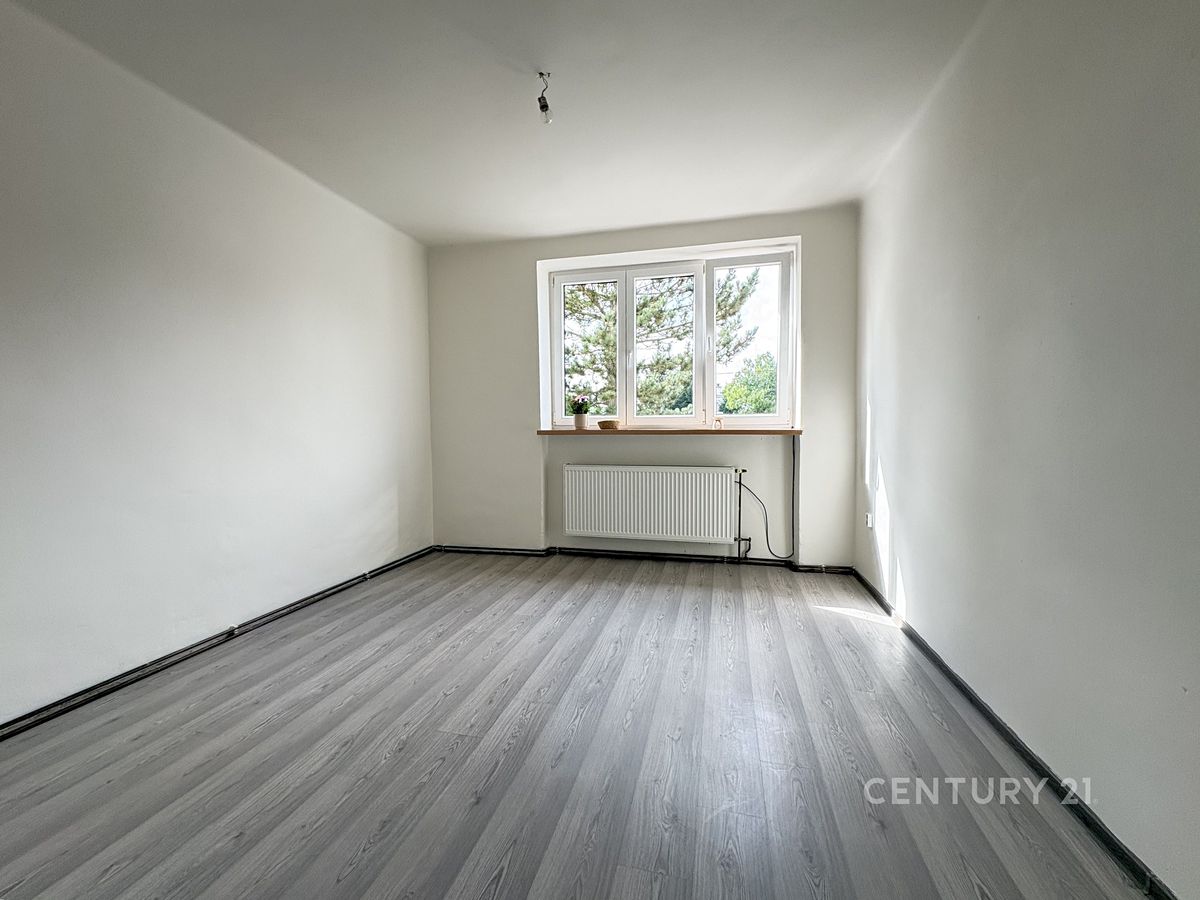 Pronájem bytu 2+1 60 m² – fotografie 4