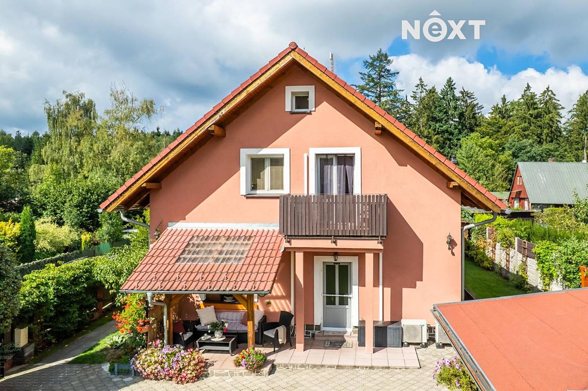 Prodej rodinného domu 180 m², pozemek 563 m²