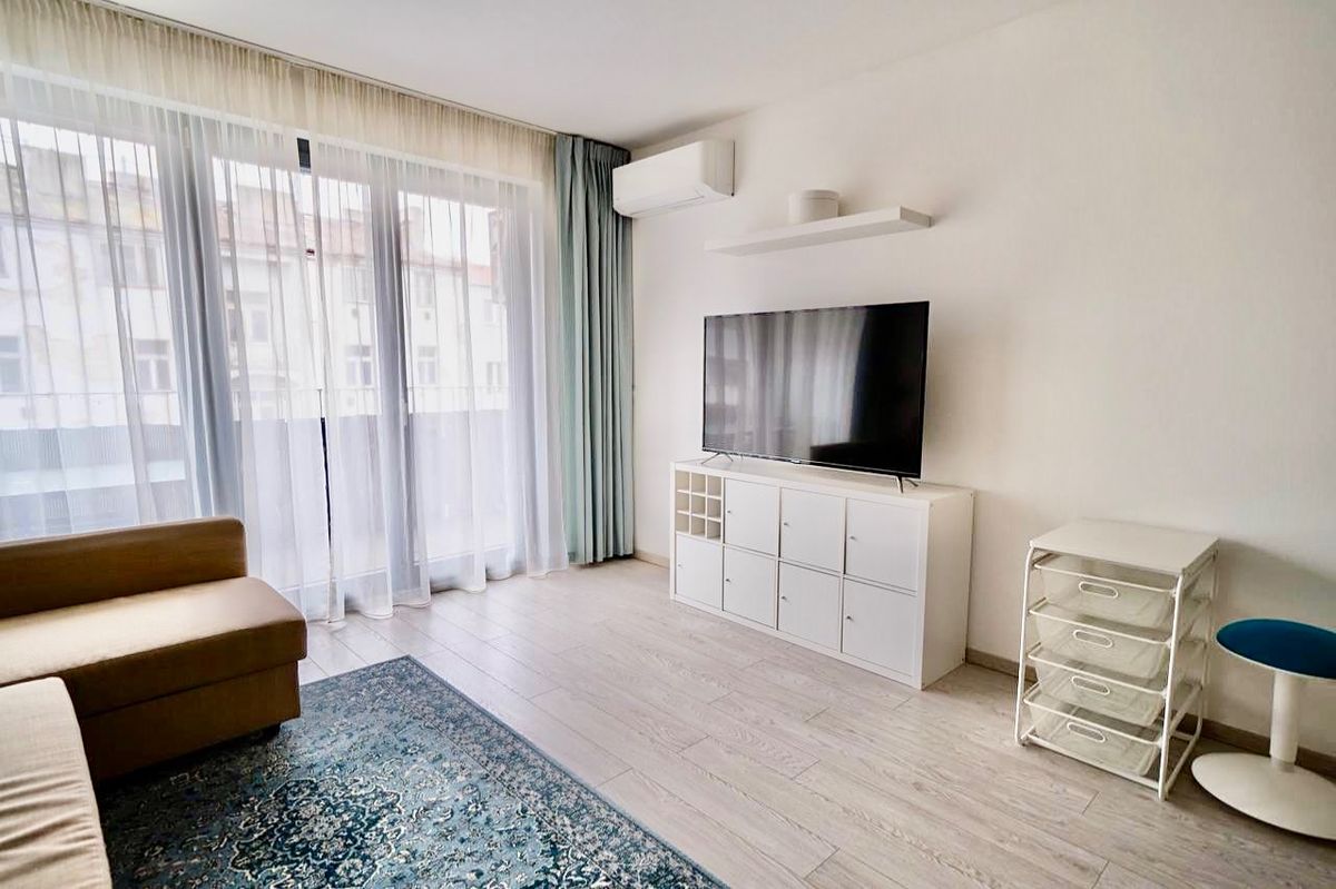Pronájem bytu 2+kk 77 m²
