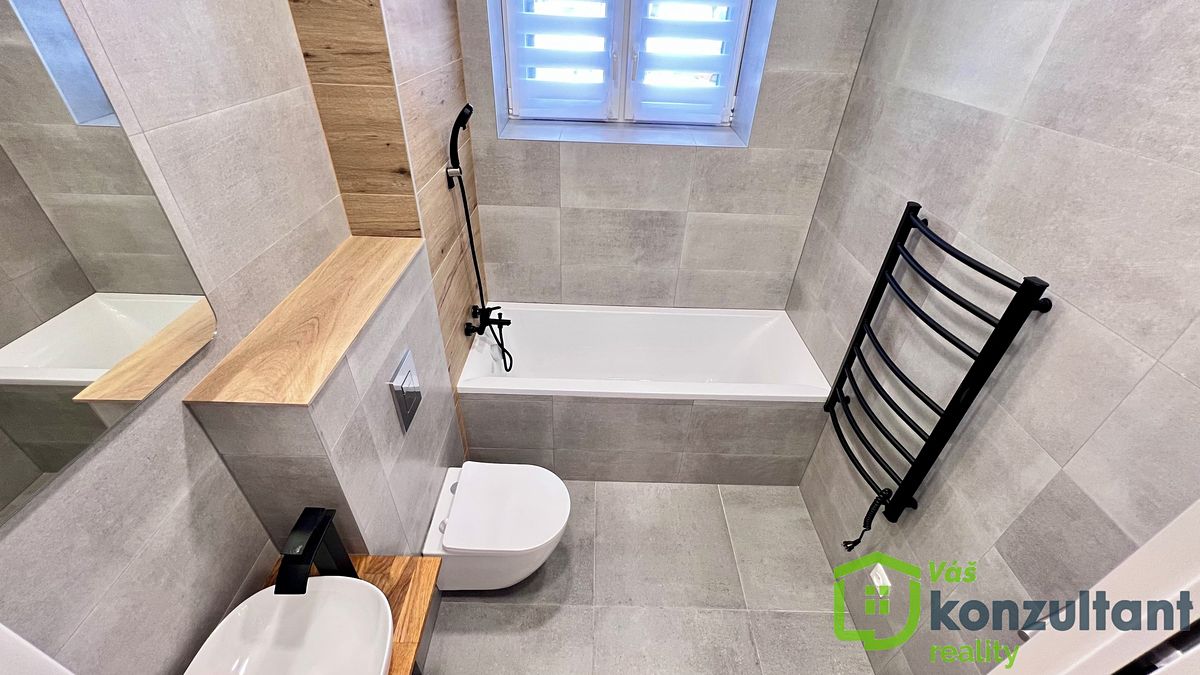 Pronájem bytu 2+kk 45 m² – fotografie 2