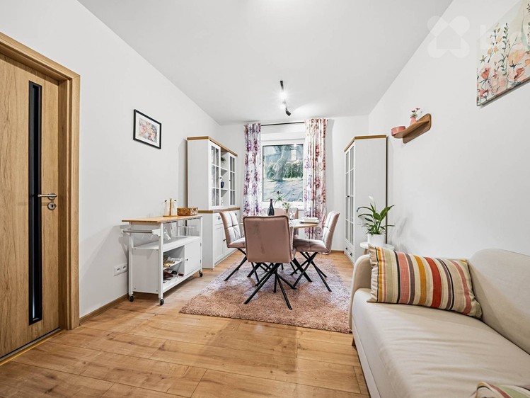 Prodej domu, 210 m² (14 z 26)