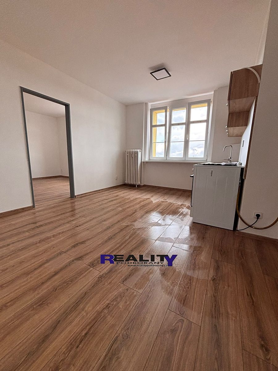 Pronájem bytu 1+1 44 m² – fotografie 4
