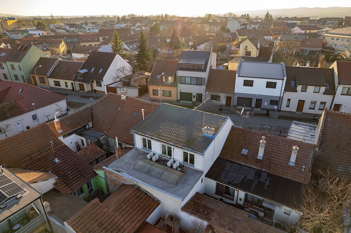 Prodej kanceláře 179 m² – fotografie 3