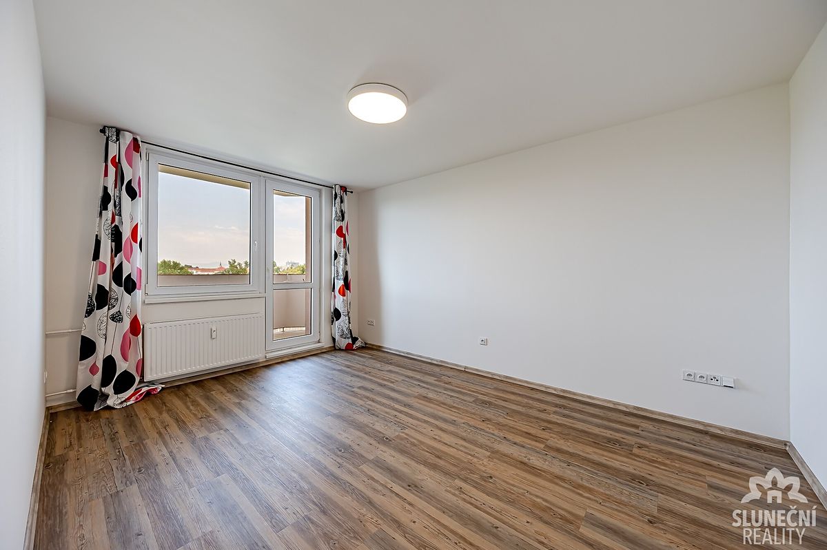Pronájem bytu 3+1 73 m² – fotografie 5