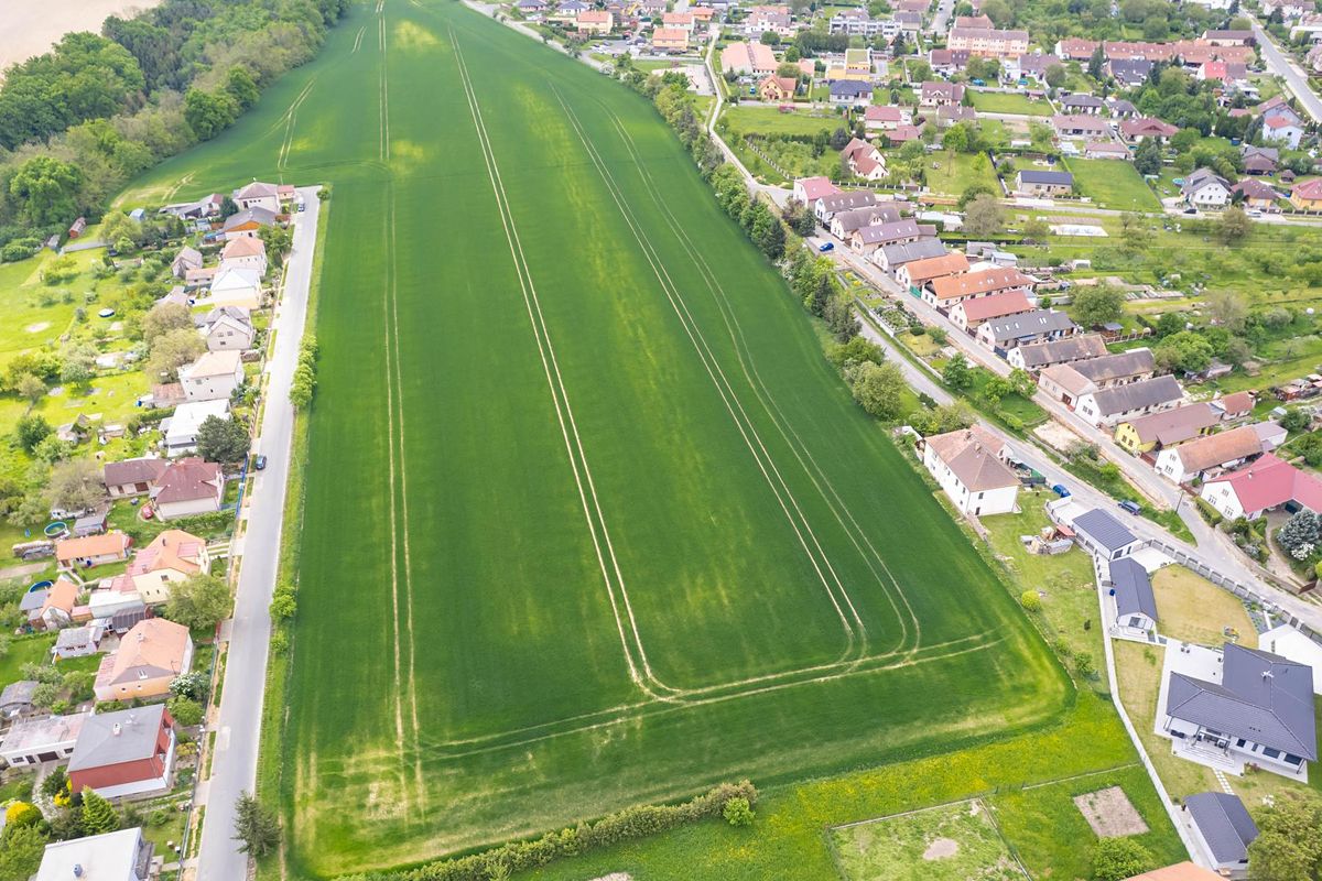 Prodej stavebního pozemku 6652 m² – fotografie 5