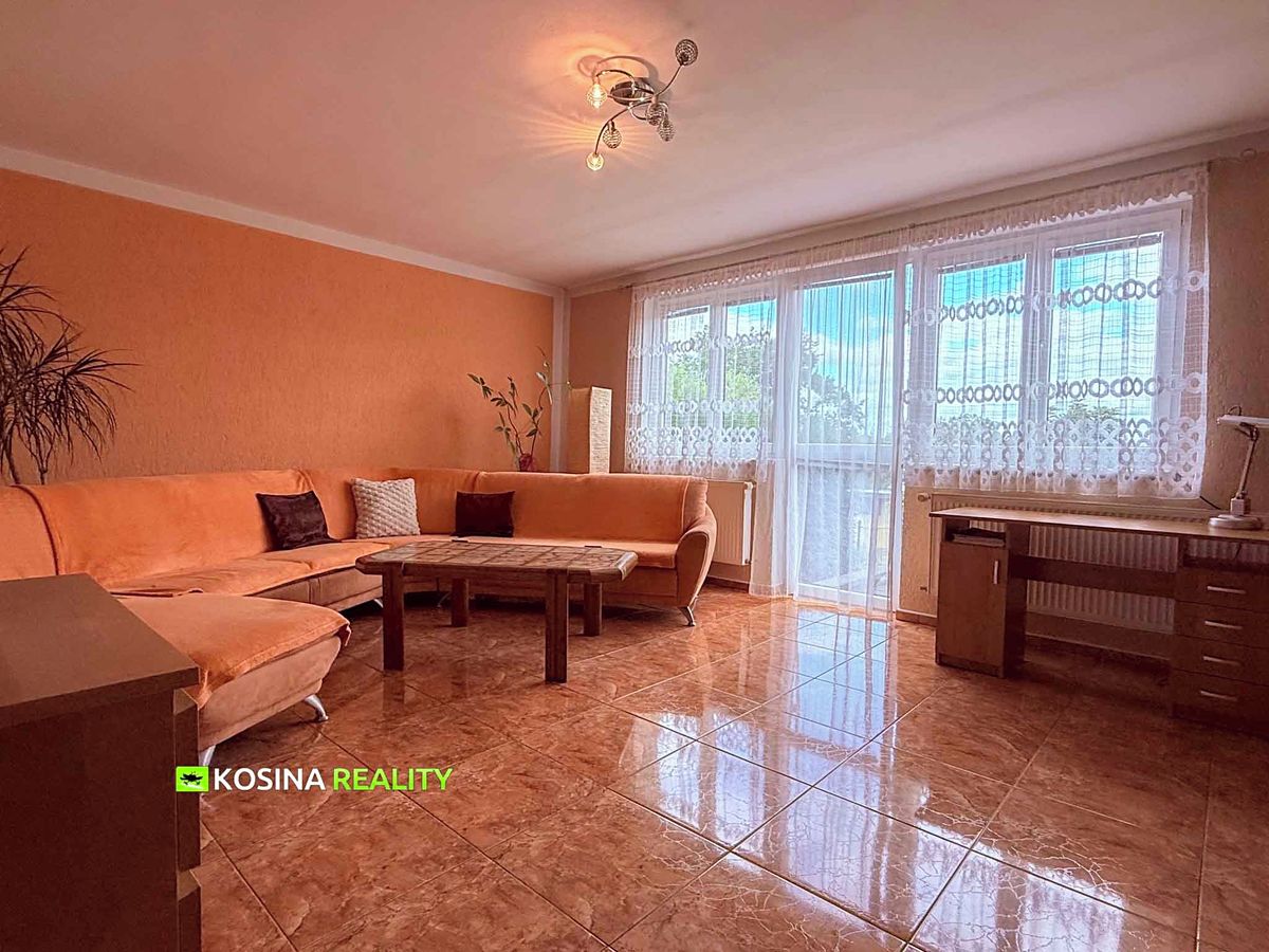 Prodej rodinného domu 170 m², pozemek 1054 m² – fotografie 4