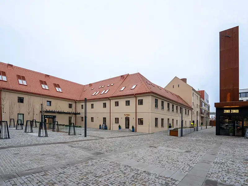 Pronájem bytu 1+kk 41 m², Praha – náhled fotky 1