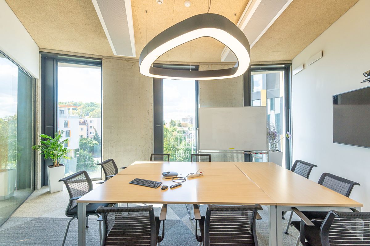 Pronájem kanceláře 284 m² – fotografie 4