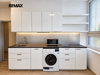 Pronájem bytu 1+kk 27 m²