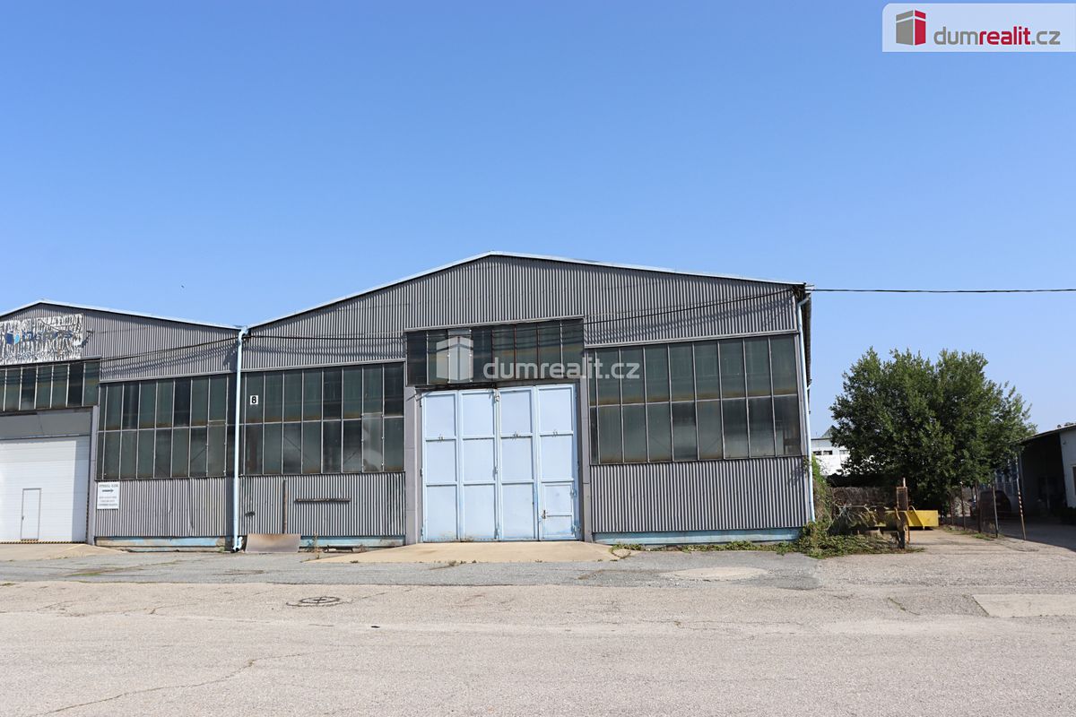 Pronájem skladového prostoru 1543 m²