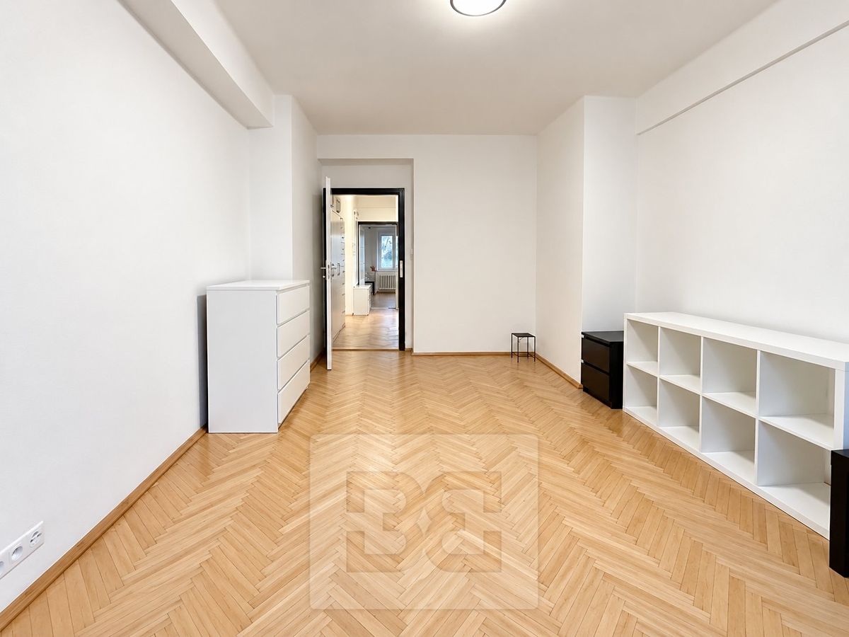 Pronájem bytu 2+1 47 m² – fotografie 3