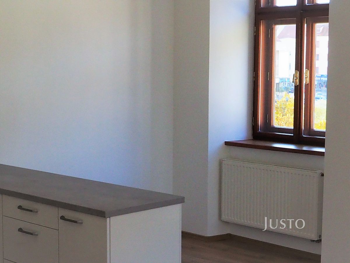 Pronájem bytu 2+kk 92 m² – fotografie 5