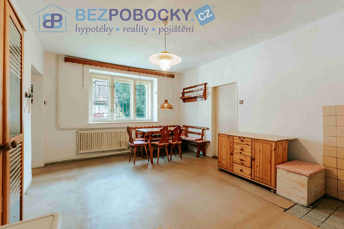 Prodej rodinného domu 120 m², pozemek 4424 m² – fotografie 5