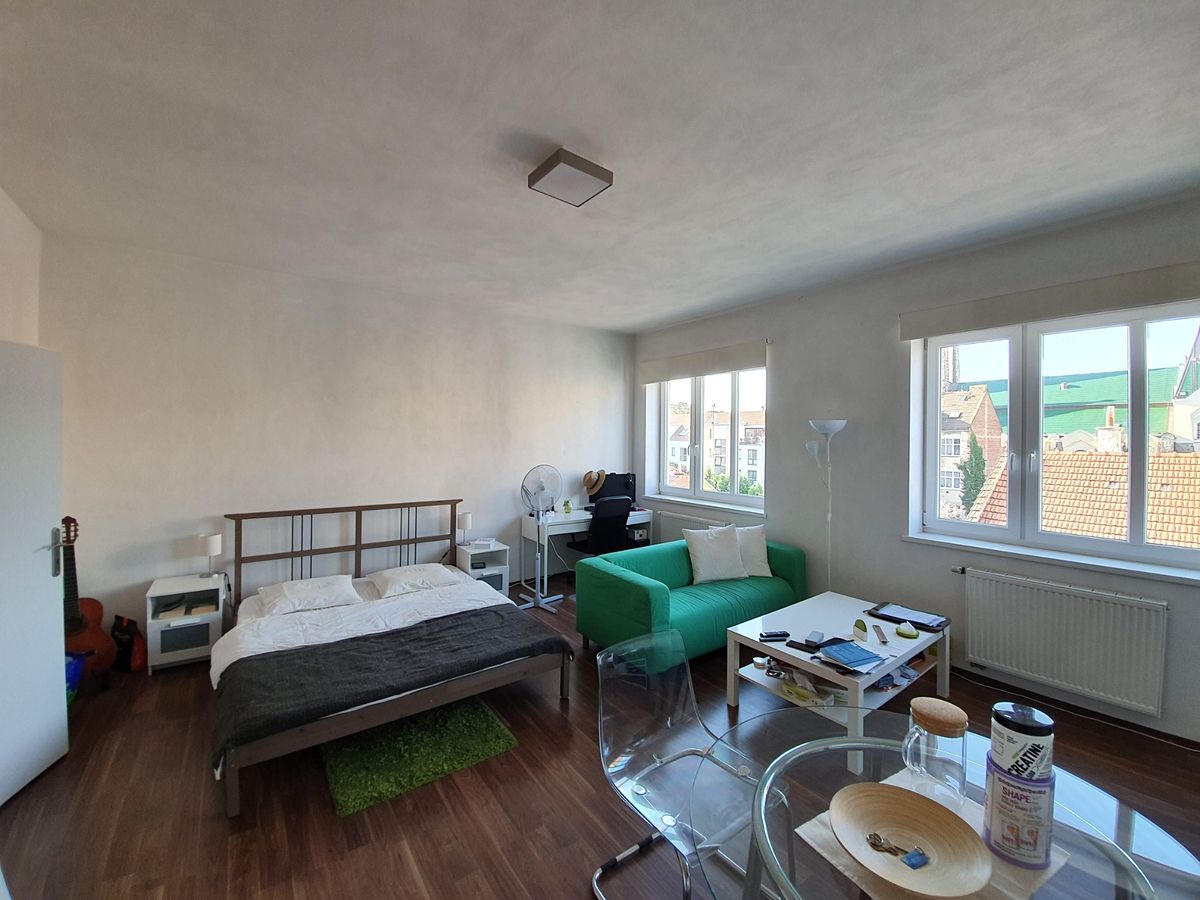 Pronájem bytu 1+kk 36 m² – fotografie 3