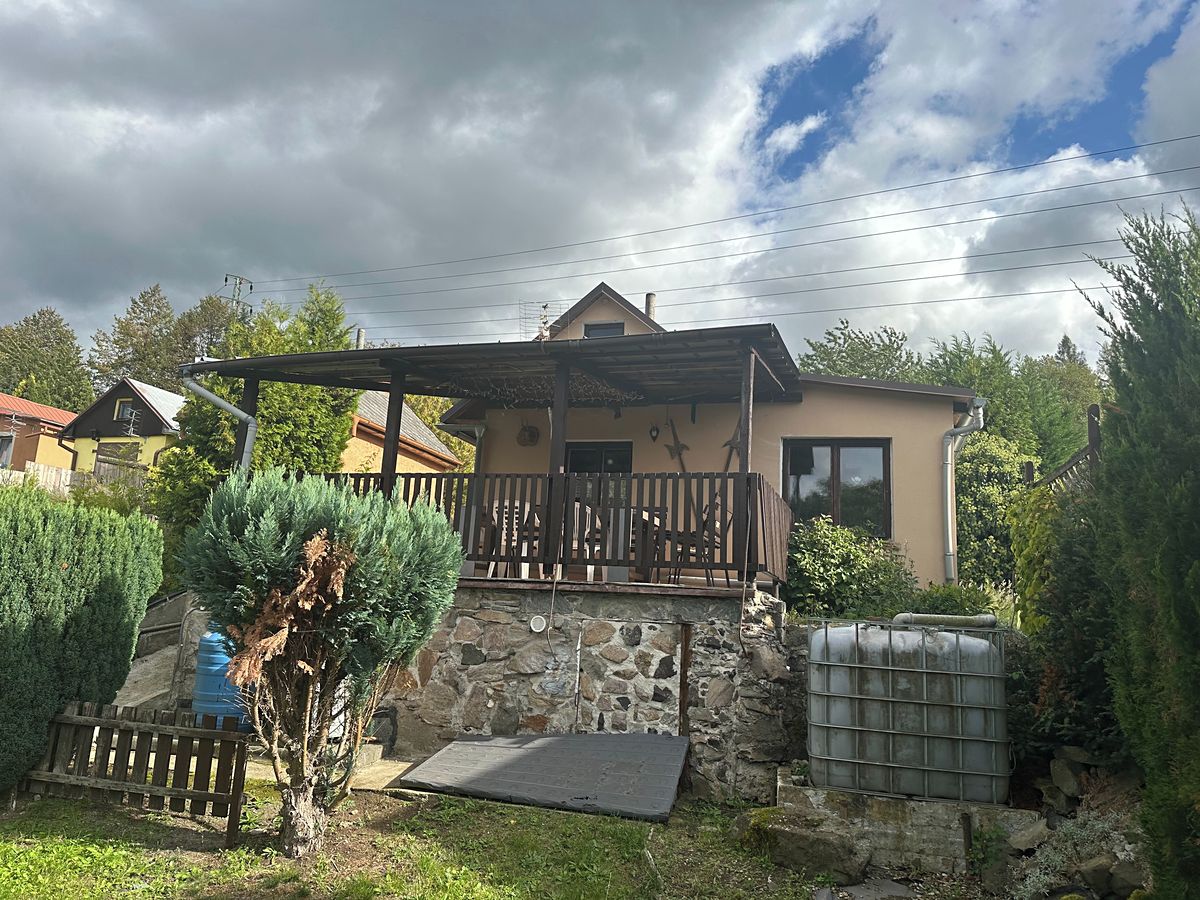 Prodej chaty 46 m², pozemek 380 m²