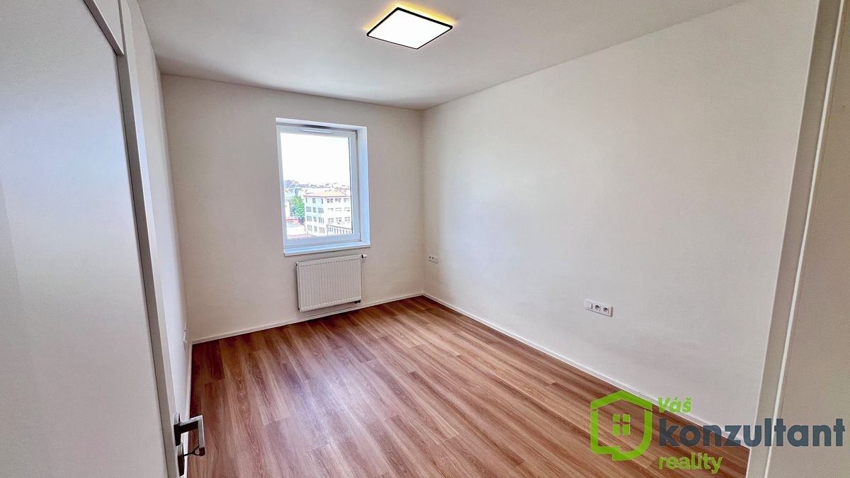 Pronájem bytu 3+kk 65 m² – fotografie 2