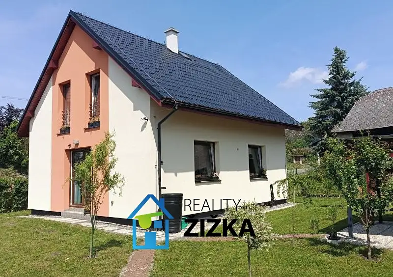 Prodej rodinného domu 106 m², pozemek 437 m², Sklené – náhled fotky 2
