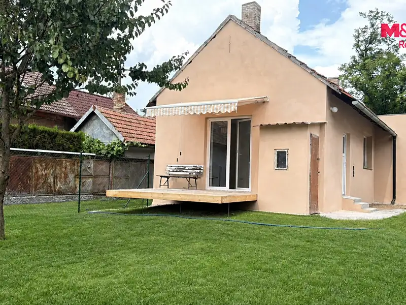 Prodej rodinného domu 79 m², pozemek 389 m², Opolany – náhled fotky 2