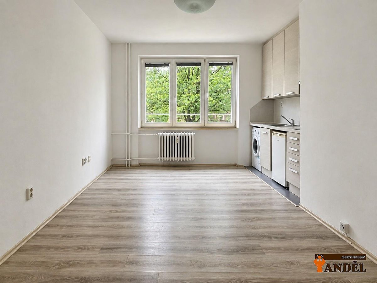 Pronájem bytu 1+kk 22 m² – fotografie 4