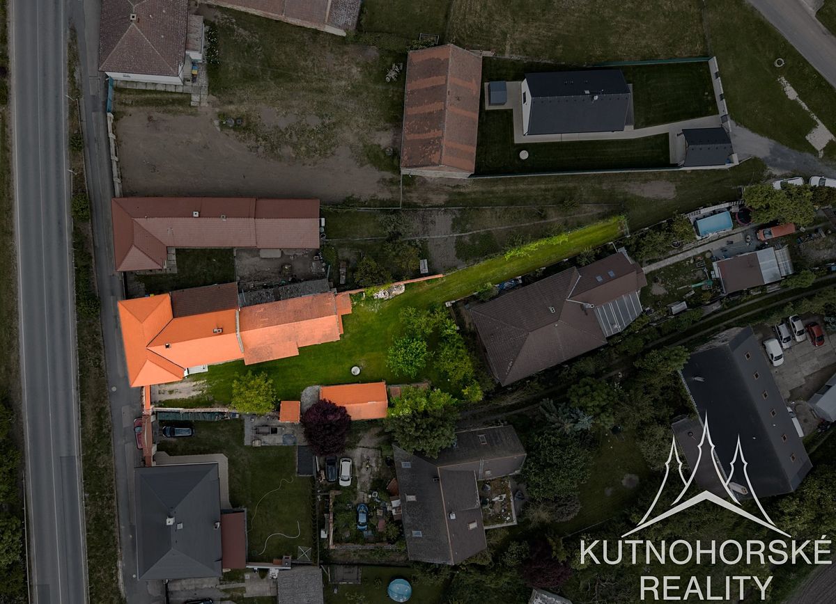 Prodej rodinného domu 414 m², pozemek 1000 m² – fotografie 3