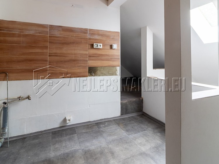 Prodej domu, 204 m² (24 z 47)