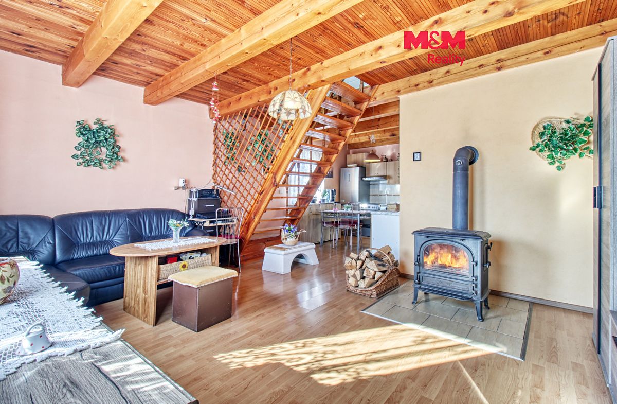 Prodej chaty 82 m², pozemek 477 m², Chbany – fotka 1 z 3