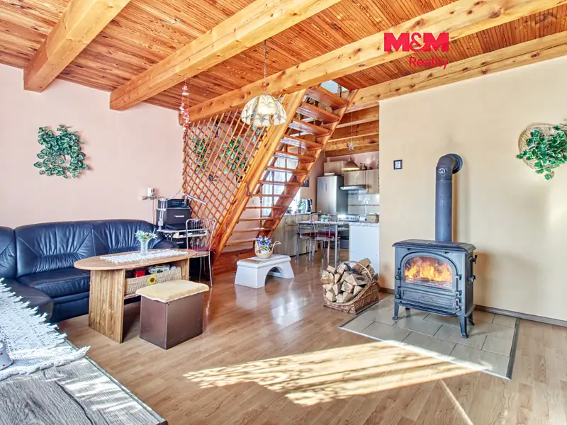 Prodej chaty 82 m², pozemek 477 m², Chbany – náhled fotky 1