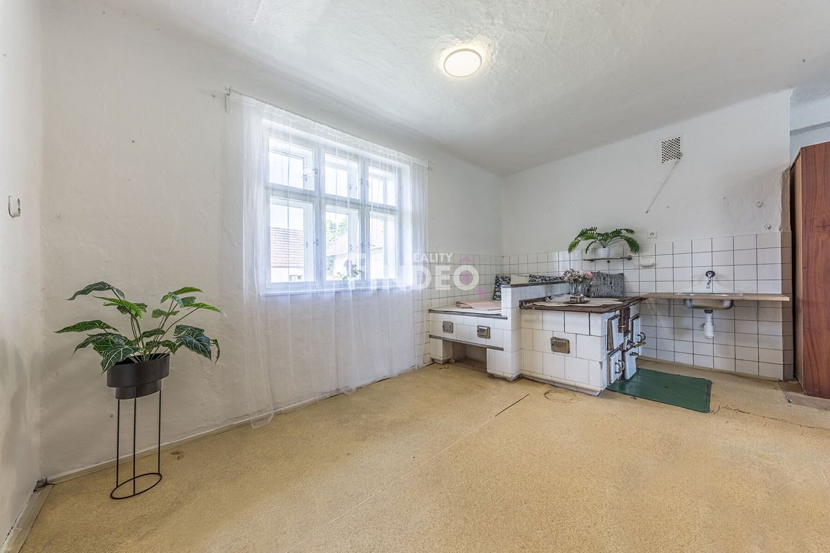 Prodej rodinného domu 116 m², pozemek 1510 m² – fotografie 2